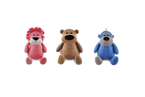 Veiligheidswaarschuwing Funnies knuffel leeuw roze, knuffel beer bruin en knuffel aap blauw
