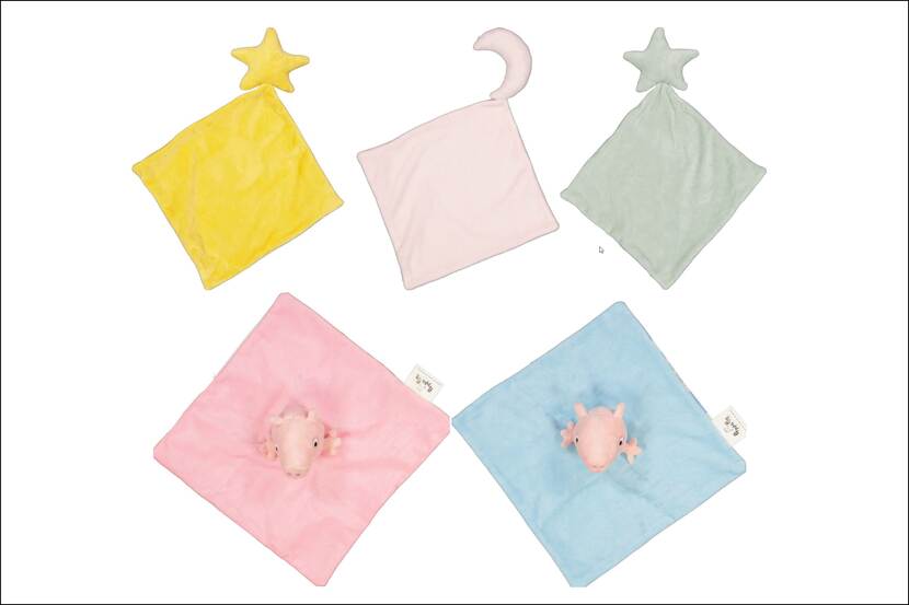 Veiligheidswaarschuwing Knuffeldoekje maan/ster en Knuffeldoekje Peppa Pig van Zeeman Textielsupers B.V.